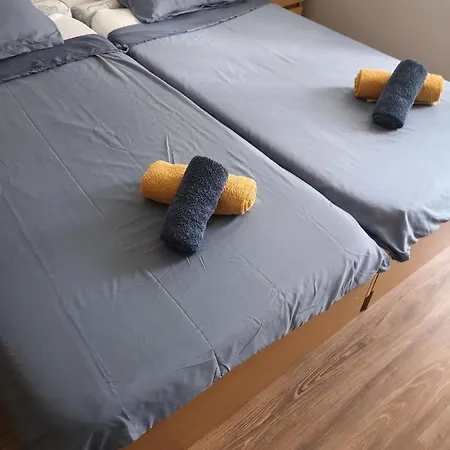 Apartment Happy