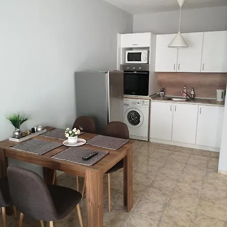 Apartment Happy